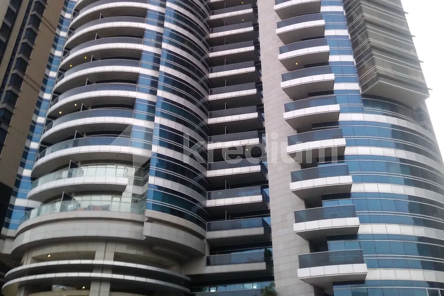 Sheikh Zayed Road: Grosvenor House Commercial Tower