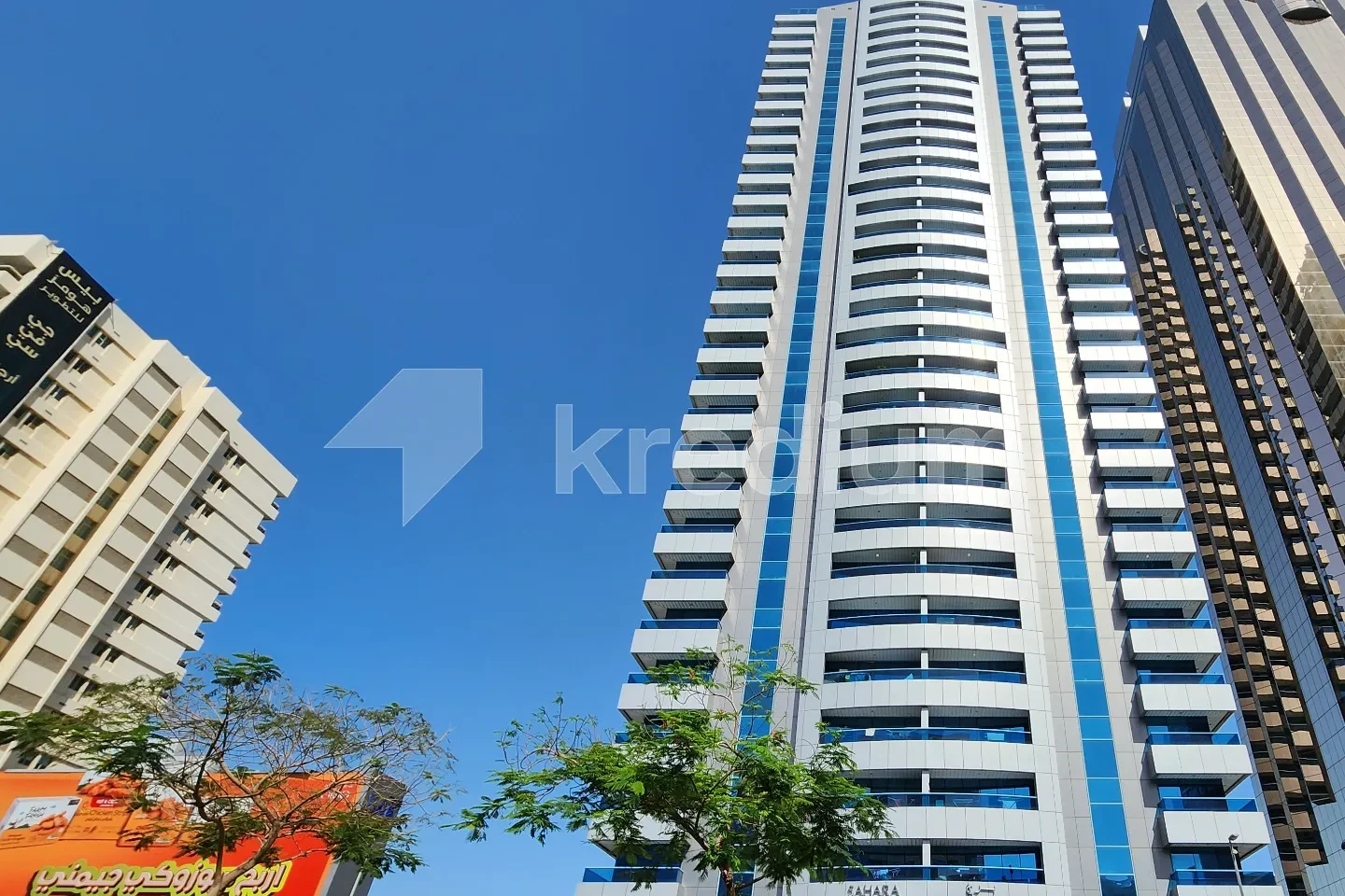 Sheikh Zayed Road: Sahara Tower